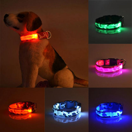 Tarnmuster Haustierbedarf Leuchtendes Hundehalsband.//Camouflage pet supplies luminous dog collar