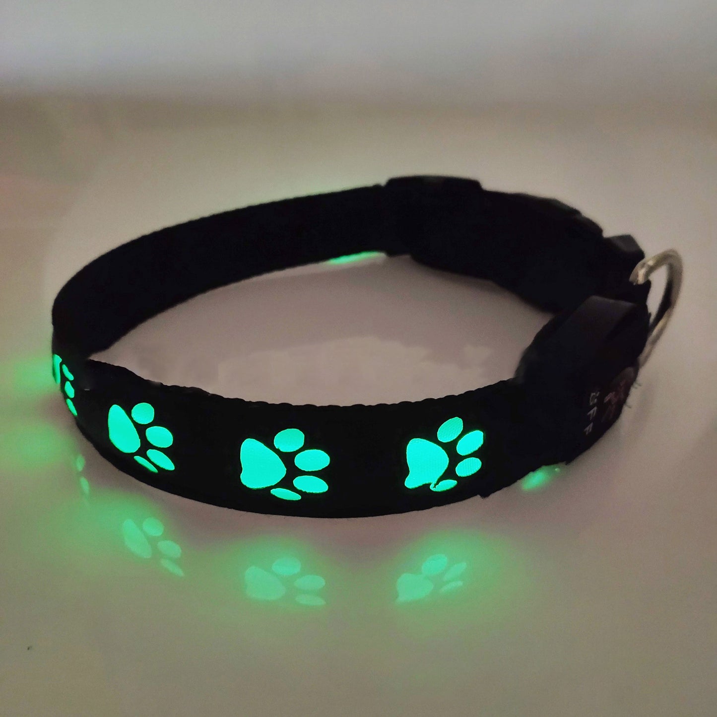 Led Rechargeable and Luminous Dog Paw Anti-Accident, Anti-Loss and Anti-Loss Light Warning Dog Collar Pet Collar
